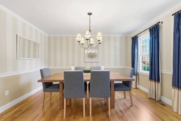 14 Greystone Lane, Hopkinton, MA 01748