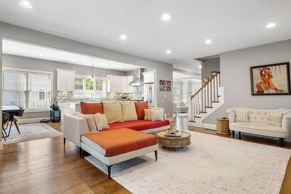 26 Redwing Road, Wellesley, MA 02481