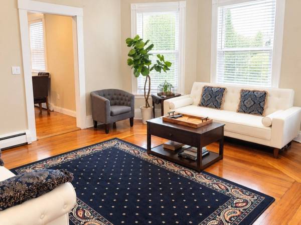 628 Washington Street #3, Wellesley, MA 02482
