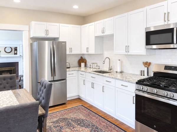 628 Washington Street #3, Wellesley, MA 02482