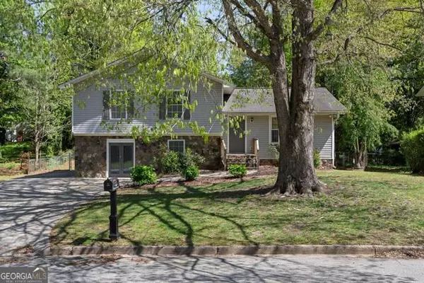 8876 Ashwood Dr, Riverdale, GA 30274-4549