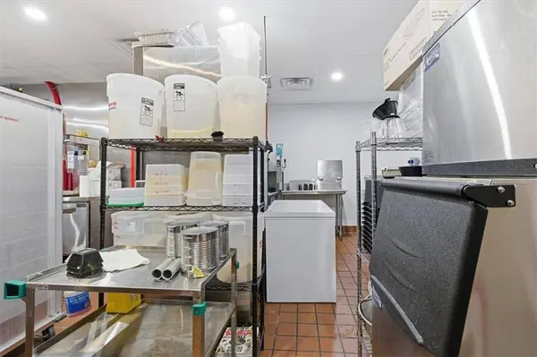 575 Glynn ST N, Fayetteville, GA 30214