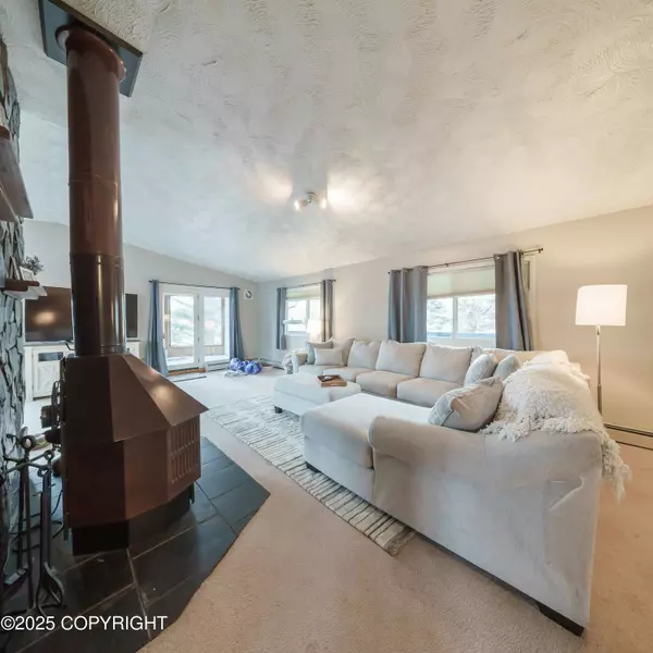 8101 Little Dipper AVE, Anchorage, AK 99504