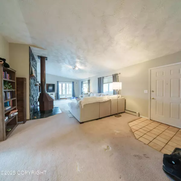 8101 Little Dipper AVE, Anchorage, AK 99504