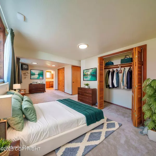 2831 Bennett AVE, Anchorage, AK 99517