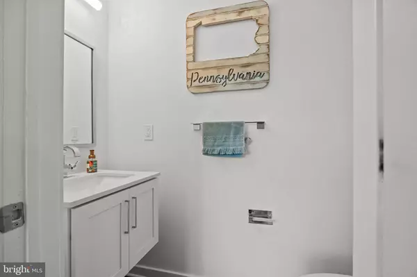 4449 RIVER RIDGE CT, Philadelphia, PA 19129