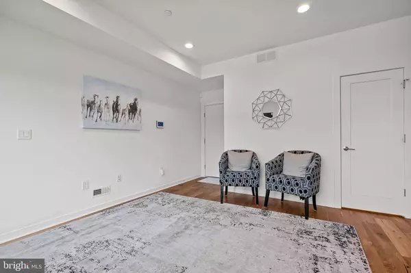 4449 RIVER RIDGE CT, Philadelphia, PA 19129