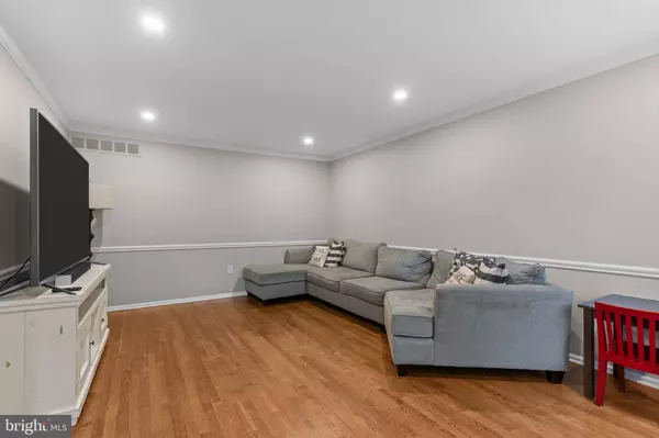 28 HESTON, Langhorne, PA 19047