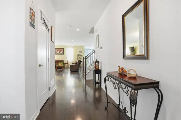 2345 TWIN LAKES DR, Quakertown, PA 18951