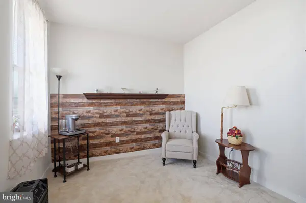 2345 TWIN LAKES DR, Quakertown, PA 18951