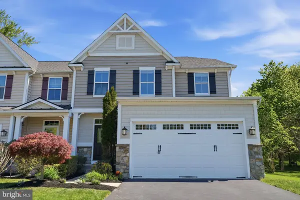 2405 CINDY LN, Warrington, PA 18976