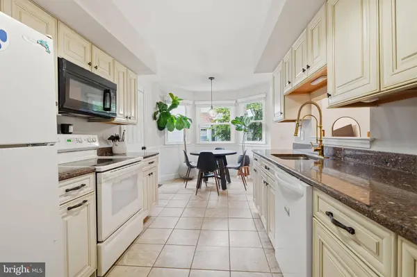 4039 HOLLY WAY, Doylestown, PA 18902