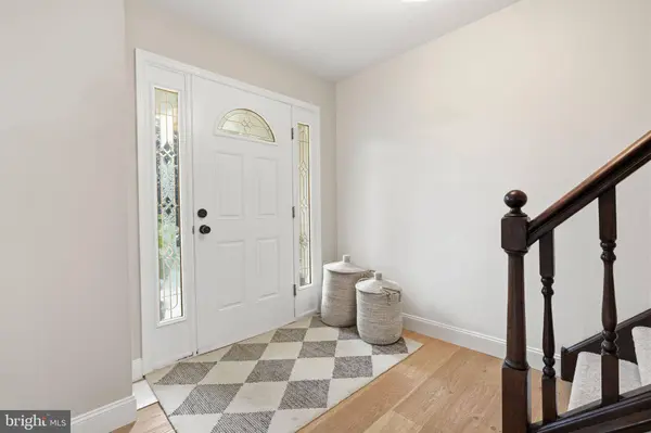 4039 HOLLY WAY, Doylestown, PA 18902