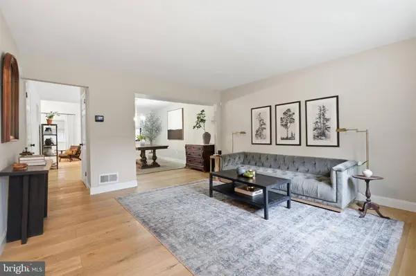 4039 HOLLY WAY, Doylestown, PA 18902