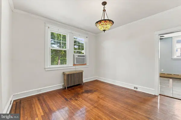 675 JAMESTOWN ST, Philadelphia, PA 19128