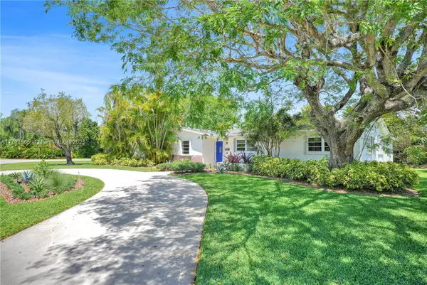 14101 SW 99th Ave, Miami, FL 33176