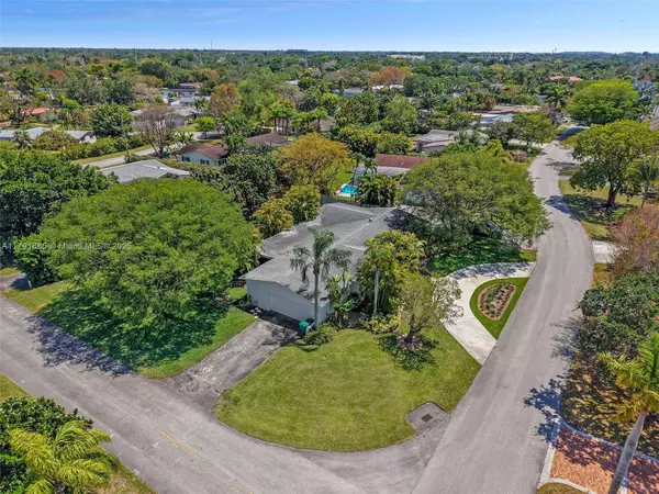 14101 SW 99th Ave, Miami, FL 33176