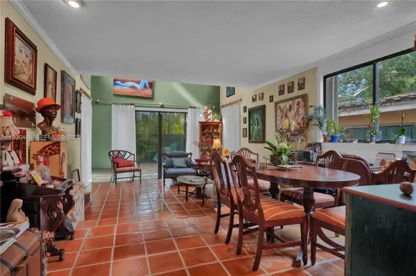 2790 SW 22nd Ave, Miami, FL 33133