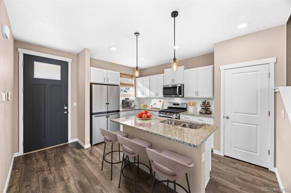 719 N Quatar ST, Aurora, CO 80018