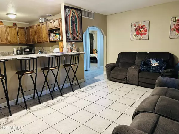 3528 W CHAMBERS Street, Phoenix, AZ 85041