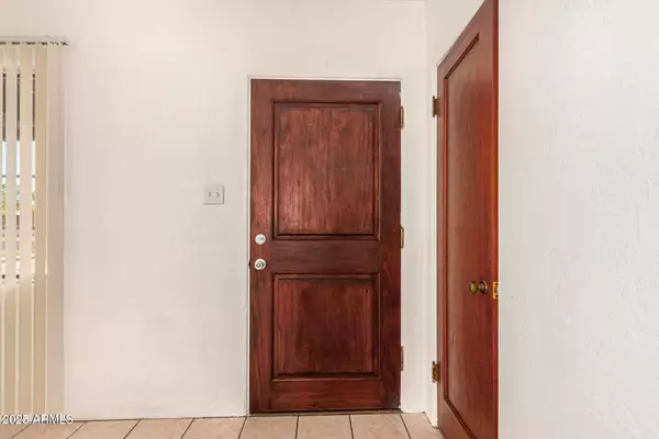 3417 E YALE Street, Phoenix, AZ 85008