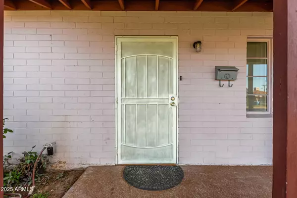 3417 E YALE Street, Phoenix, AZ 85008