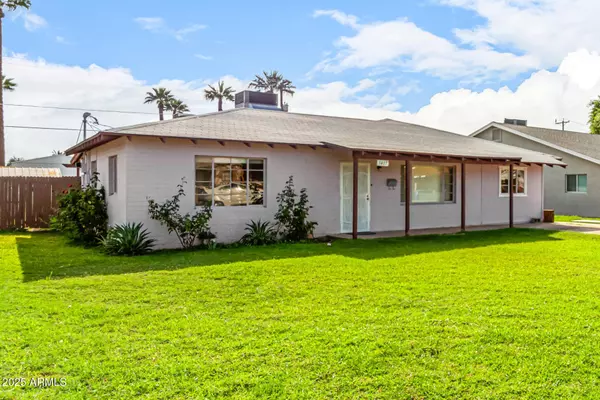 3417 E YALE Street, Phoenix, AZ 85008