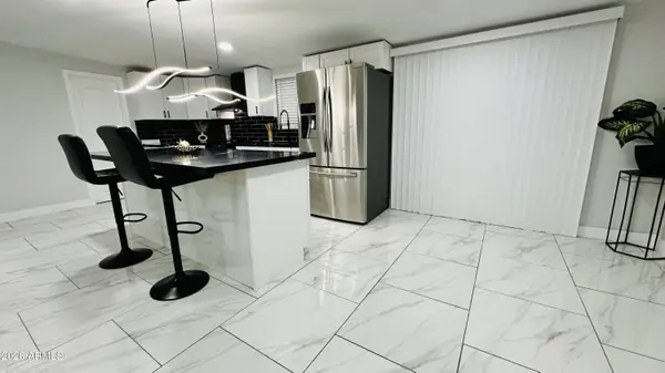 3301 E PALM Lane E, Phoenix, AZ 85008