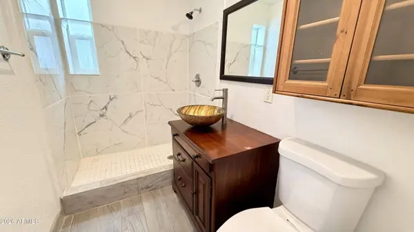 3313 W PORTLAND Street, Phoenix, AZ 85009