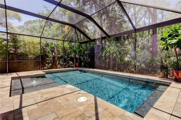 11606 QUIET FOREST DR, Tampa, FL 33635