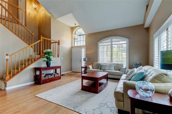 11121 CLAYRIDGE DR, Tampa, FL 33635