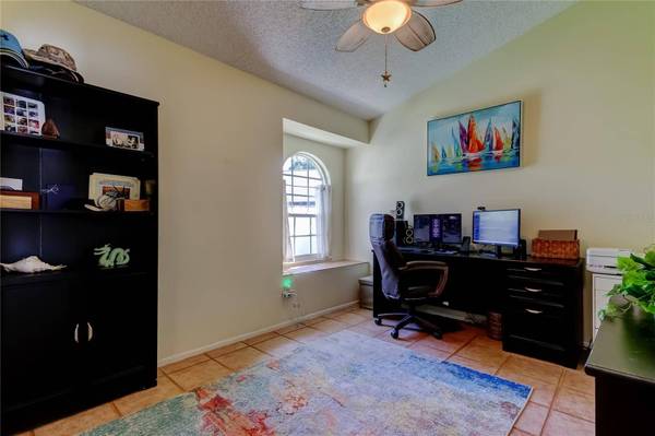 12004 PLANTAIN CT, Tampa, FL 33635