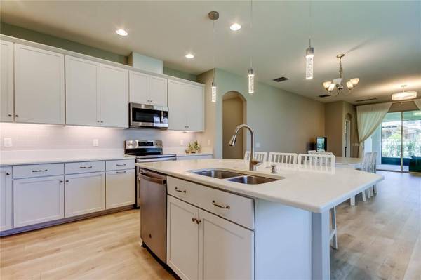 11855 RANCHERS GAP DR, Odessa, FL 33556