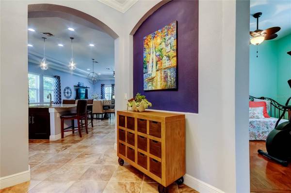 11624 QUIET FOREST DR, Tampa, FL 33635