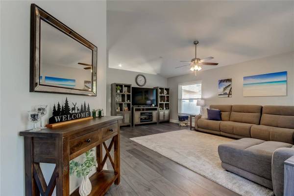 204 BAY ARBOR BLVD, Oldsmar, FL 34677