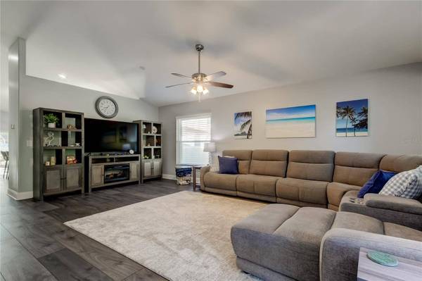 204 BAY ARBOR BLVD, Oldsmar, FL 34677