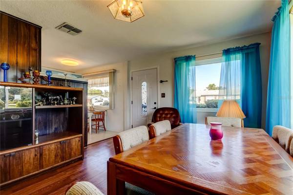 4122 36TH AVE N, St Petersburg, FL 33713