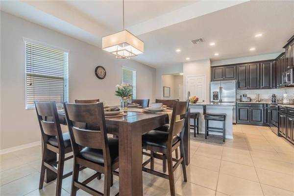 30927 PARROT REEF CT, Wesley Chapel, FL 33545