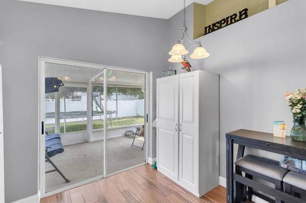 30610 DOUBLE DR, Wesley Chapel, FL 33545