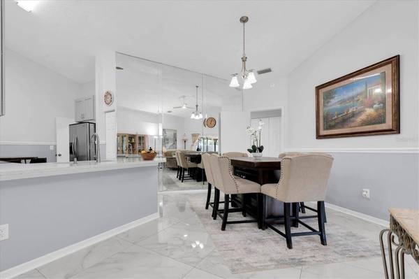 11113 BLOOMINGTON DR, Tampa, FL 33635