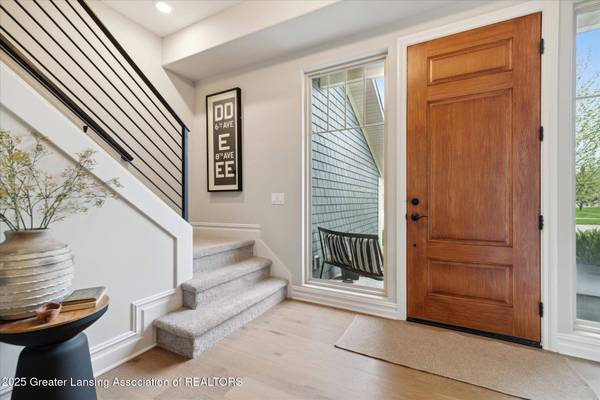 16851 Meadowbrook DR, Haslett, MI 48840