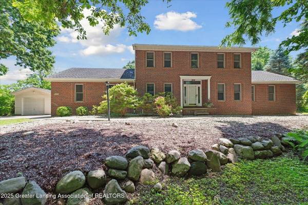 4084 Hulett RD, Okemos, MI 48864