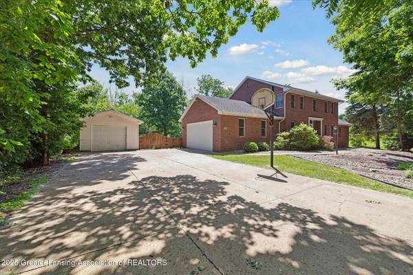 4084 Hulett RD, Okemos, MI 48864