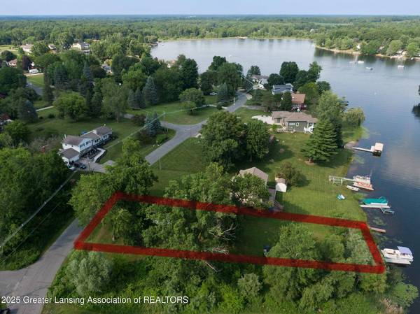 V/L Victoria Shore DR, Laingsburg, MI 48848