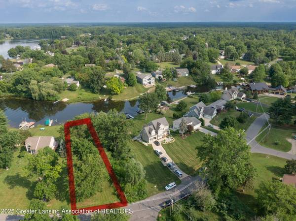 V/L Victoria Shore DR, Laingsburg, MI 48848