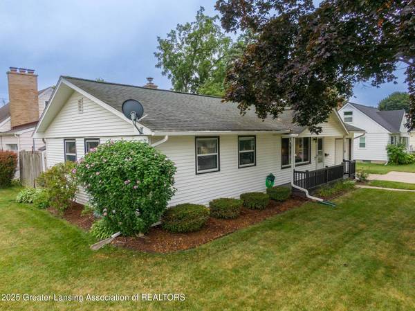 1118 N Hayford AVE, Lansing, MI 48912