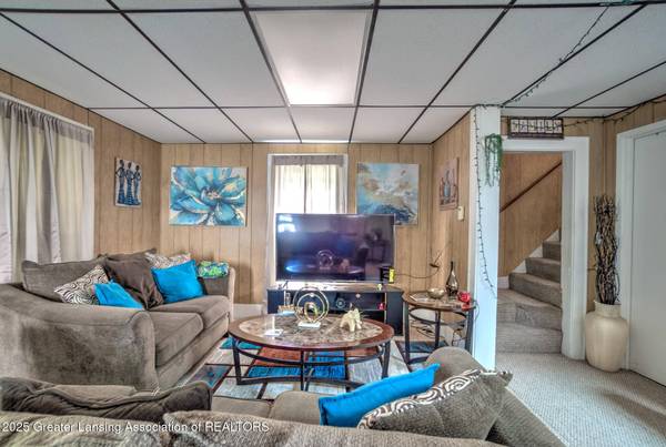 212 S 8th ST, Lansing, MI 48912