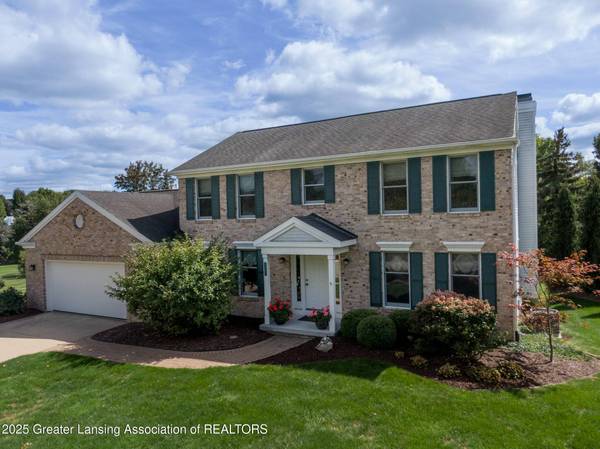 1325 Ivywood DR, Okemos, MI 48864