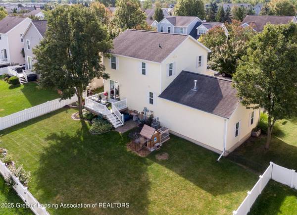 484 Avocet DR, East Lansing, MI 48823