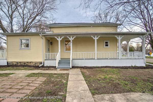 318 S Main ST, Leslie, MI 49251